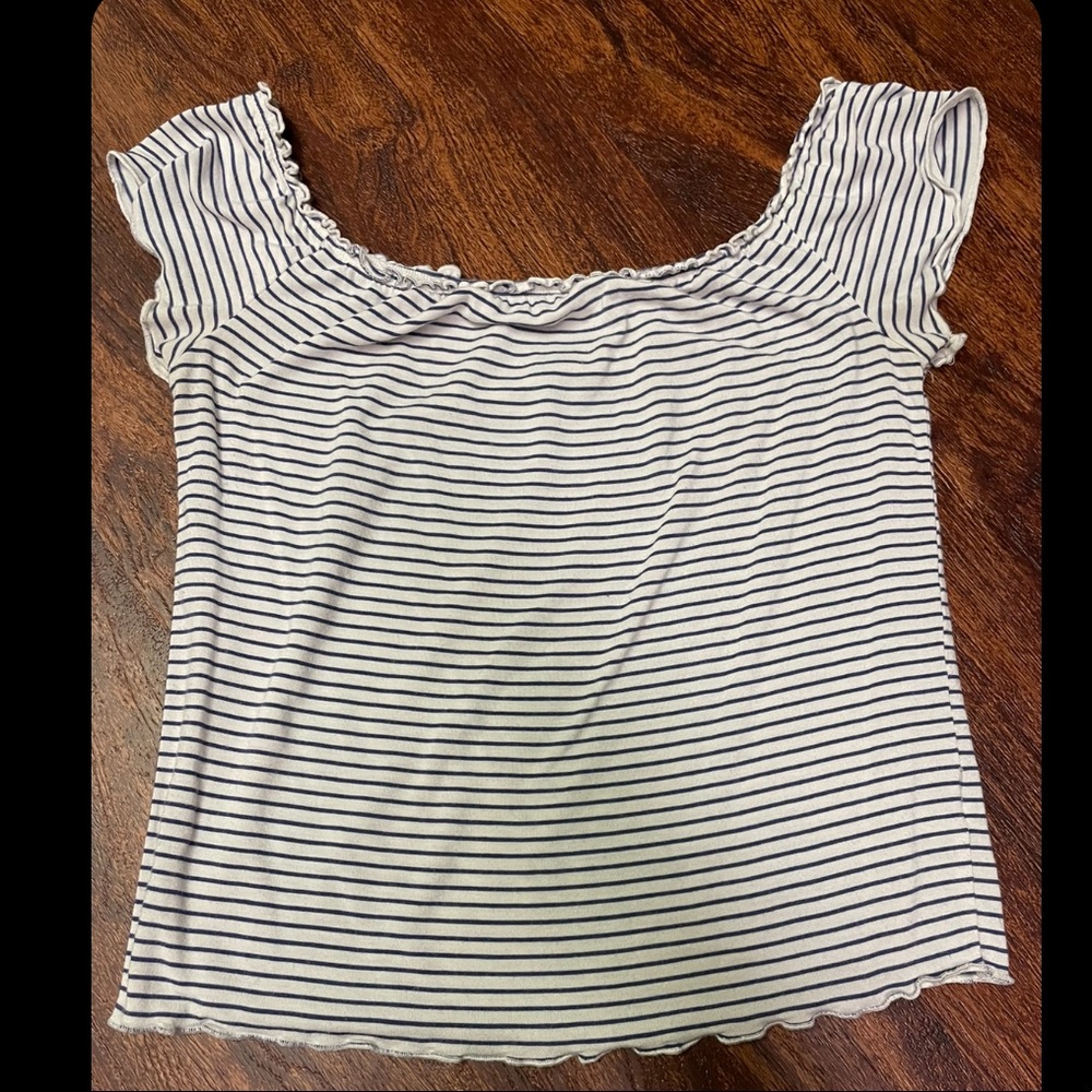 American Eagle short sleeve striped shirt!